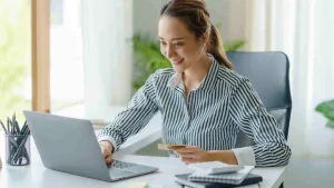 labour card benefits