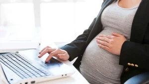 maternity benefits in uae