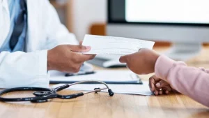 sick leave as per uae labour law